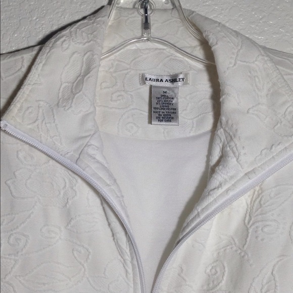 FINAL MARKDOWN Ladies' Laura Ashley Textured Zippered Jacket med - Picture 2 of 4